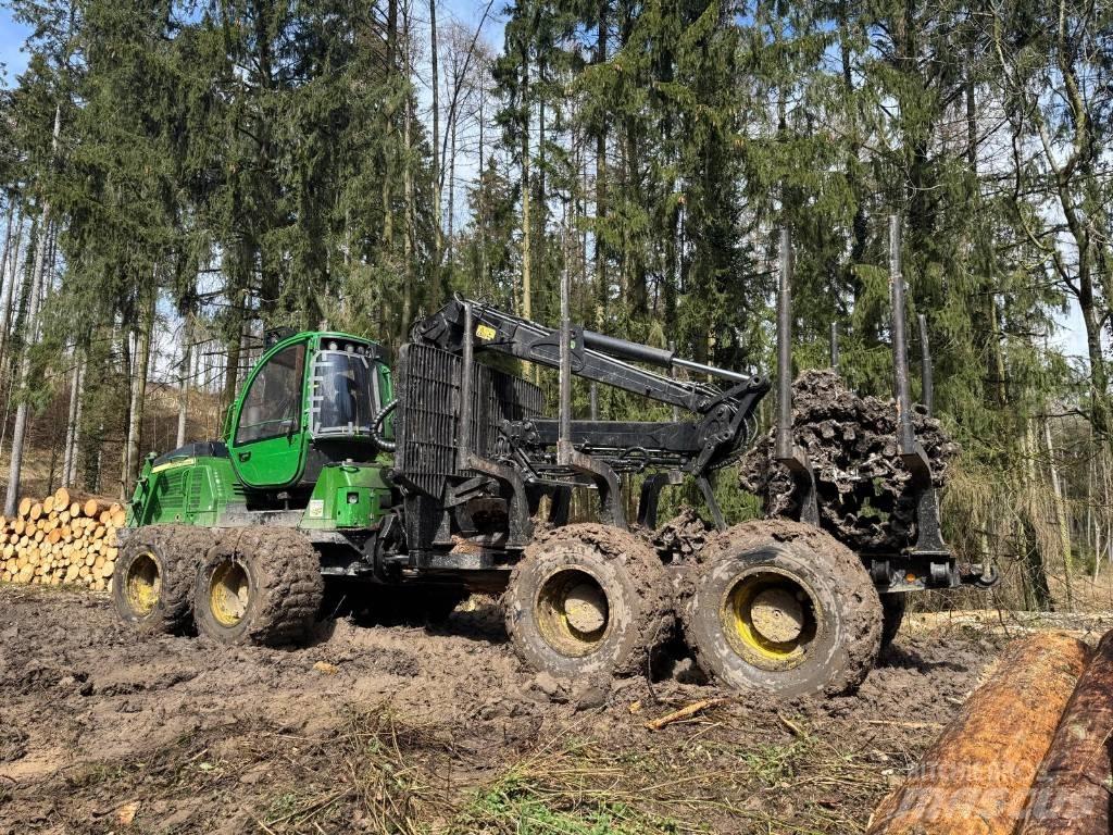 John Deere 1510 E フォワーダー