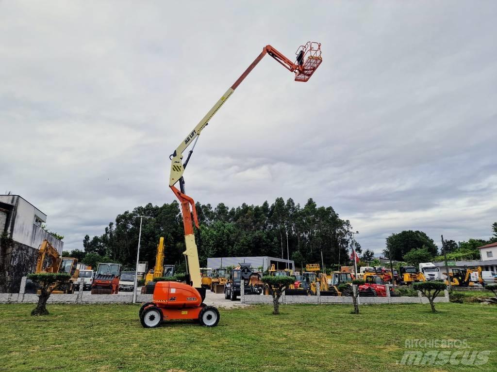 JLG 600 AJ ブームリフト　屈伸型