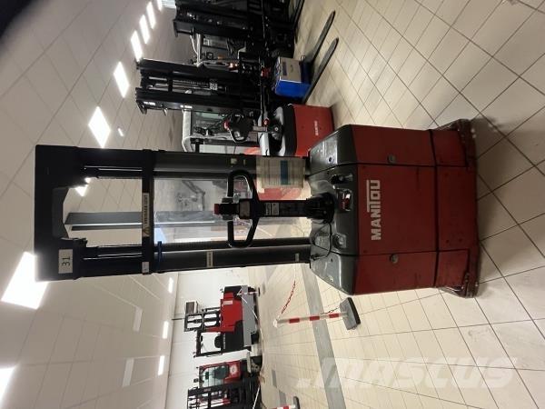 Manitou ES 513 自走式スタッカー