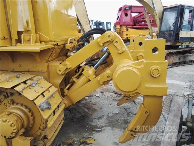 CAT D 6 D ブルドーザー