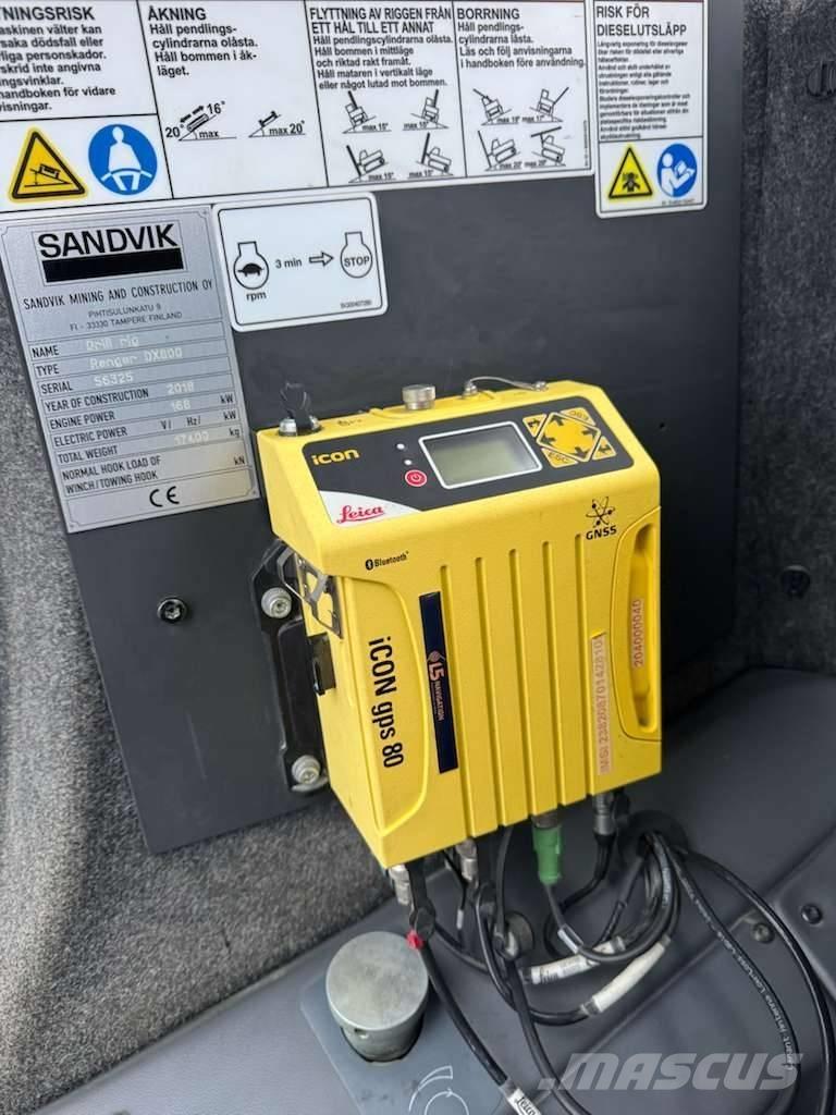 Sandvik DX800 サーフェイスドリルリグ