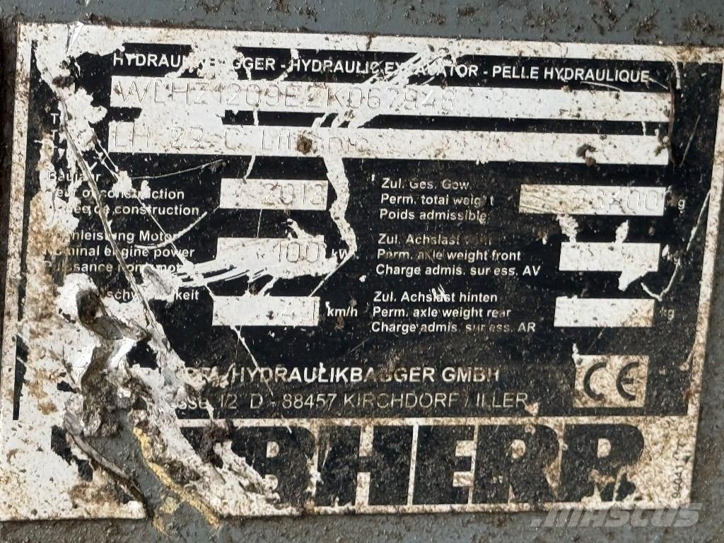 Liebherr LH 22 C 廃棄物／工業産廃処理機