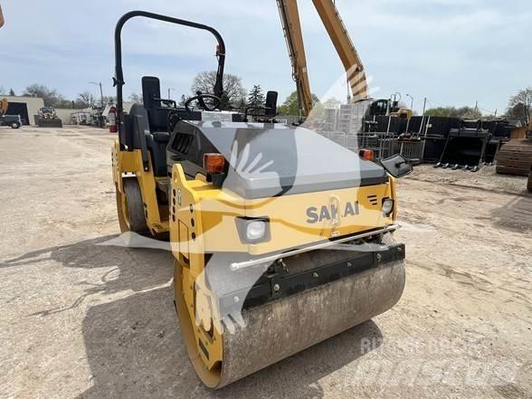 Sakai SW504W 振動ローラ