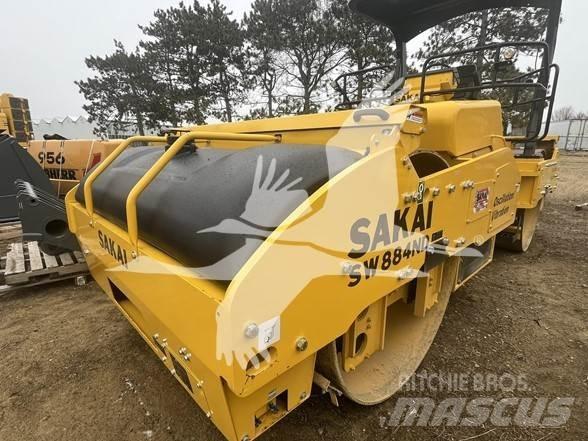 Sakai SW884ND 振動ローラ