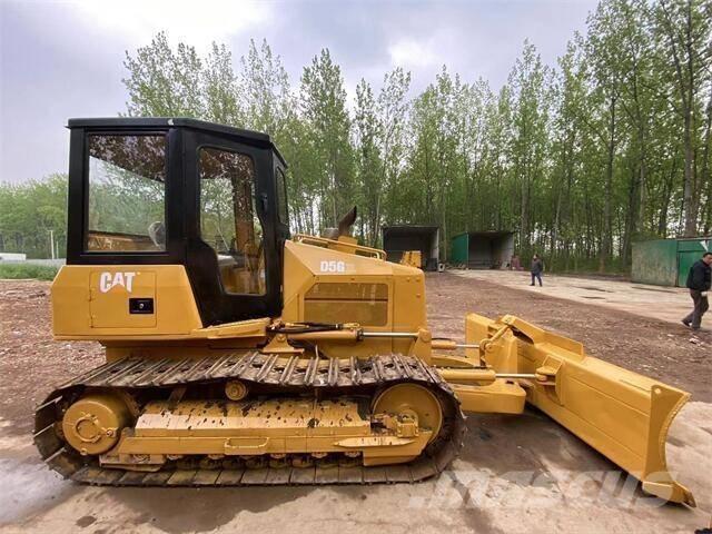 CAT D5G ブルドーザー