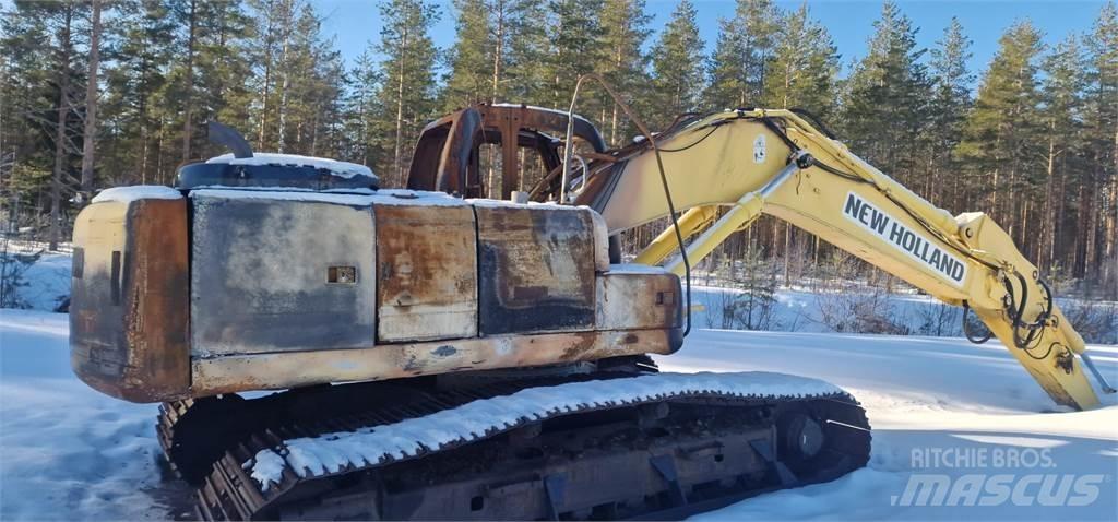 New Holland E215 B 大型油圧ショベル12t以上（パワーショベル・ユンボ）