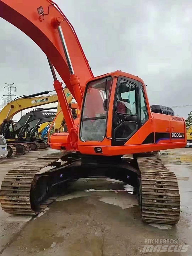 Doosan 300 大型油圧ショベル12t以上（パワーショベル・ユンボ）