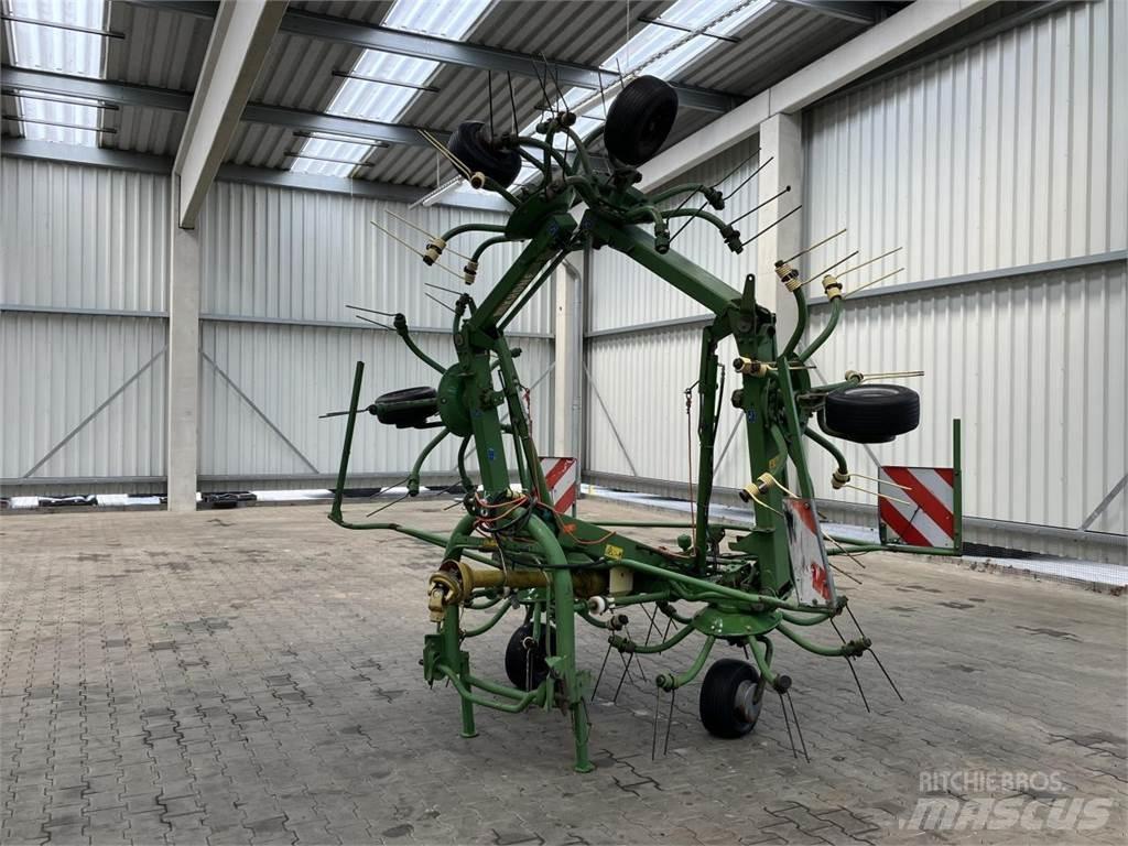 Krone KW 7.70/6x7 テッダー・テッダーレーキ