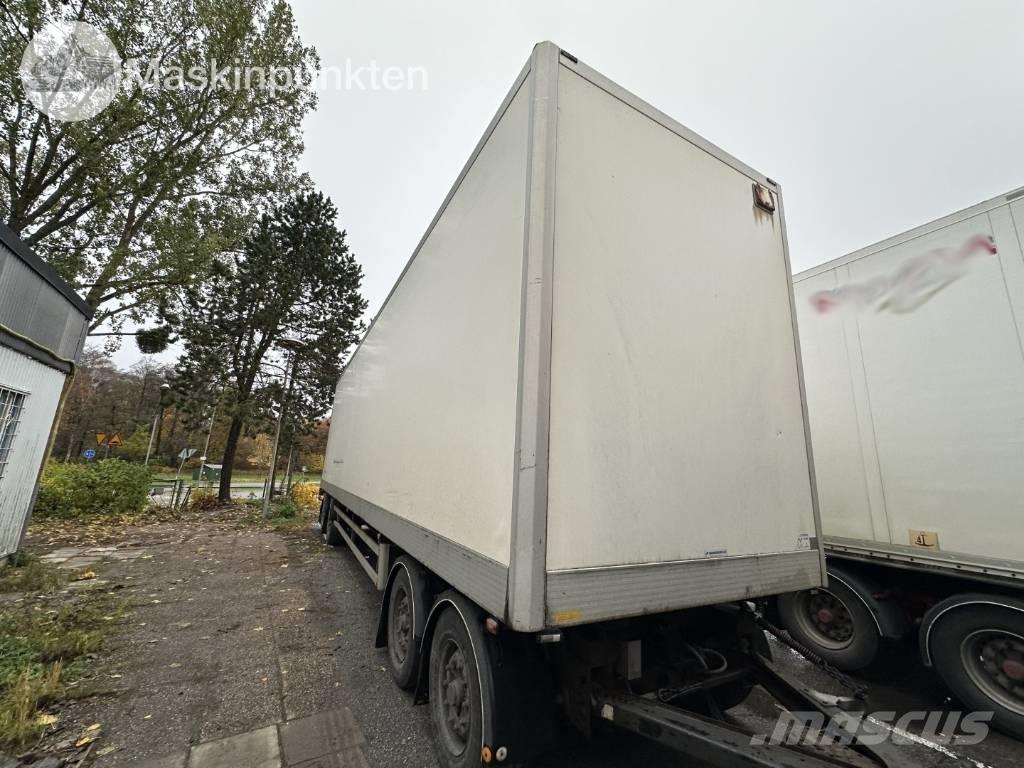 Närko Skåpsläp ボックスボディートレーラー