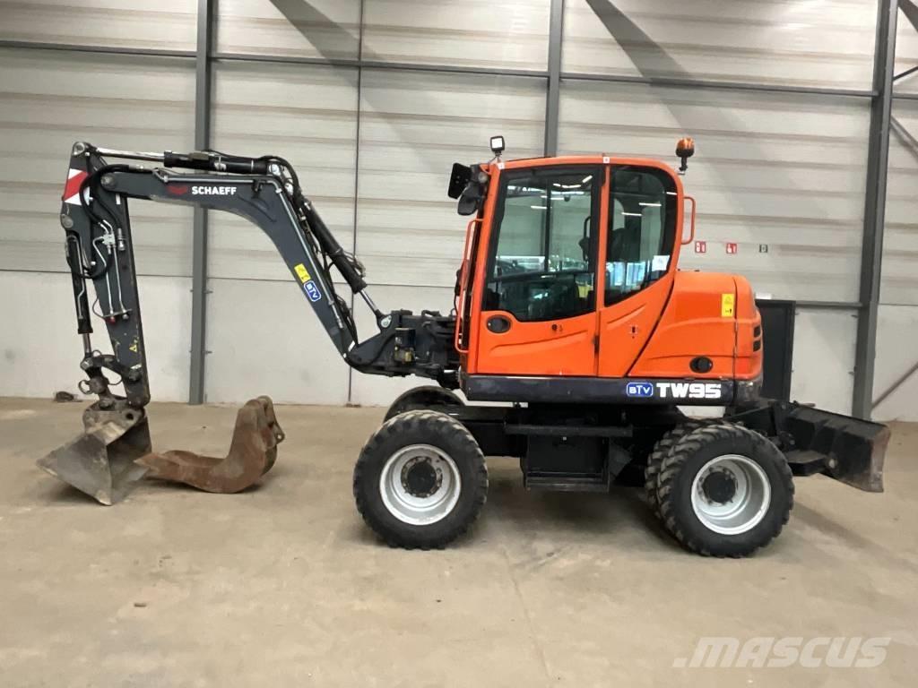 Yanmar TW 95 ホイール式油圧ショベル（パワーショベル・ユンボ・バックホー）