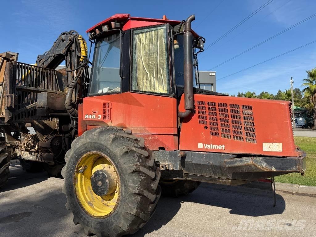 Komatsu 840.3 フォワーダー