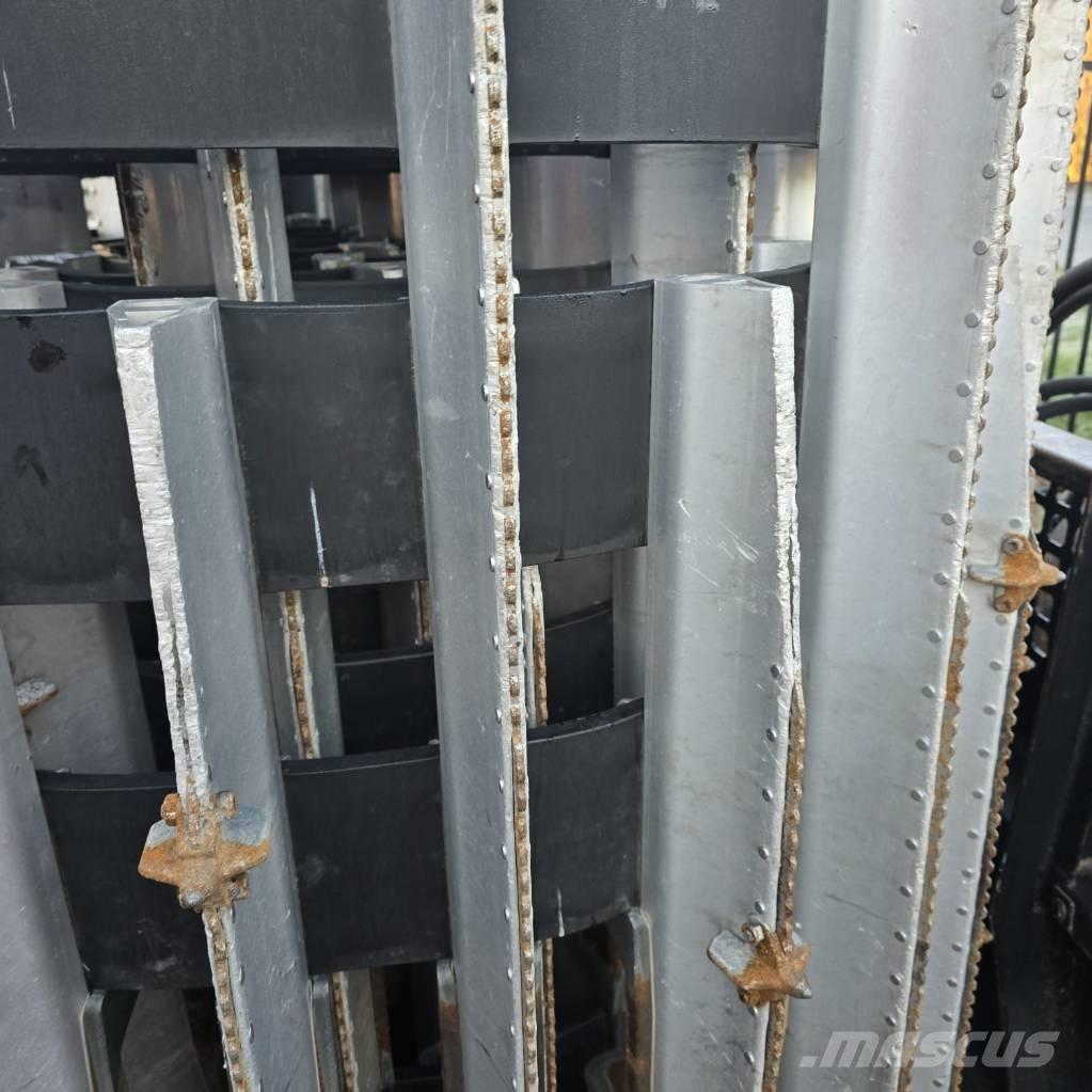 Kässbohrer PB 600 スノーグルーマー