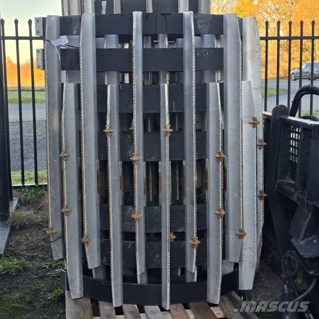 Kässbohrer PB 600 スノーグルーマー