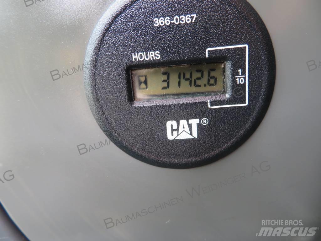 CAT 311 F LRR 大型油圧ショベル12t以上（パワーショベル・ユンボ）