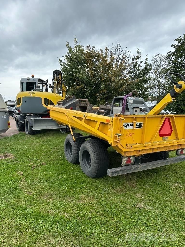 Wacker Neuson EW100 ホイール式油圧ショベル（パワーショベル・ユンボ・バックホー）