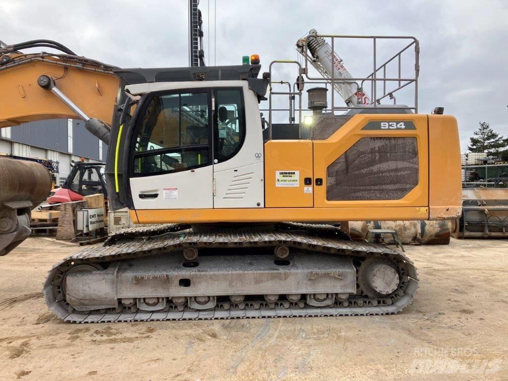 Liebherr R 934 大型油圧ショベル12t以上（パワーショベル・ユンボ）