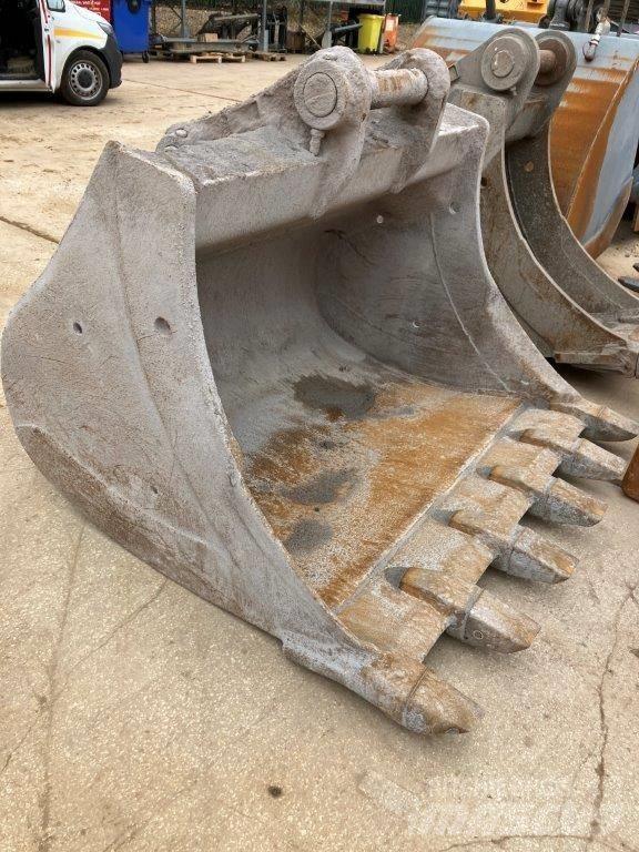 Liebherr R 934 大型油圧ショベル12t以上（パワーショベル・ユンボ）