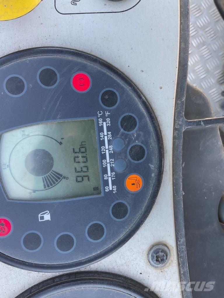 Bomag BW 138 AD-5 タンデムローラ