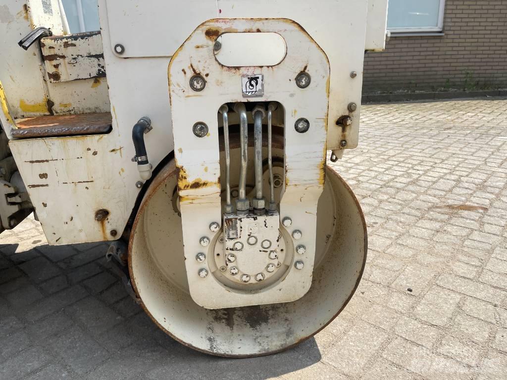 Bomag BW100ADM-2 タンデムローラ