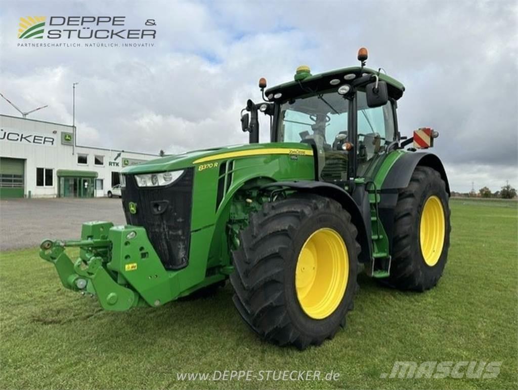 John Deere 8370R トラクター