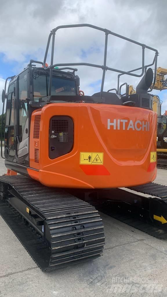 Hitachi ZX 135 US-6 大型油圧ショベル12t以上（パワーショベル・ユンボ）