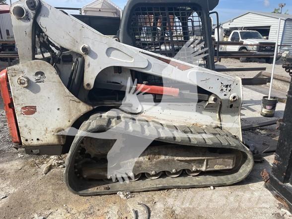 Bobcat T770 スキッドステアローダー