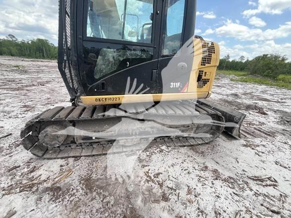 CAT 311FL 大型油圧ショベル12t以上（パワーショベル・ユンボ）