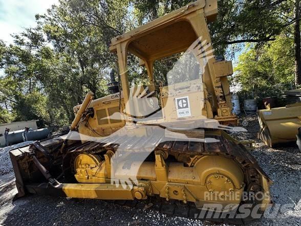 CAT D6D ブルドーザー