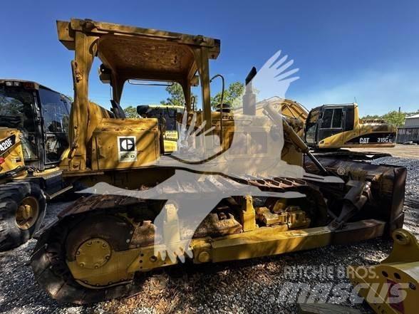 CAT D6D ブルドーザー