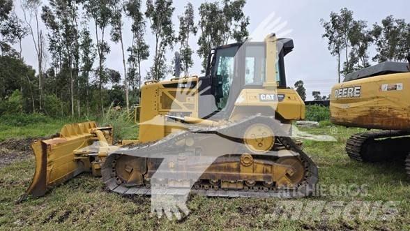 CAT D6N LGP ブルドーザー