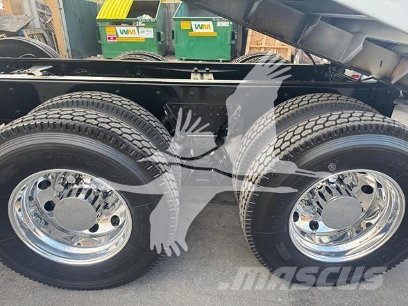 Kenworth T680 ダンプ