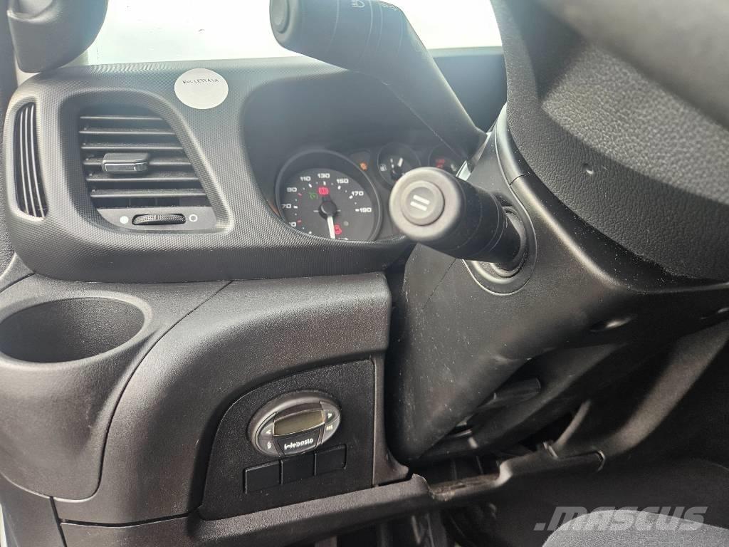 Iveco Daily 70C17 ボックストラック