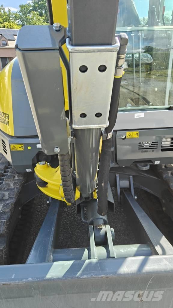 Wacker Neuson EZ 50 ミニ油圧ショベル 7t以下（ミニユンボ・ミニディガー）