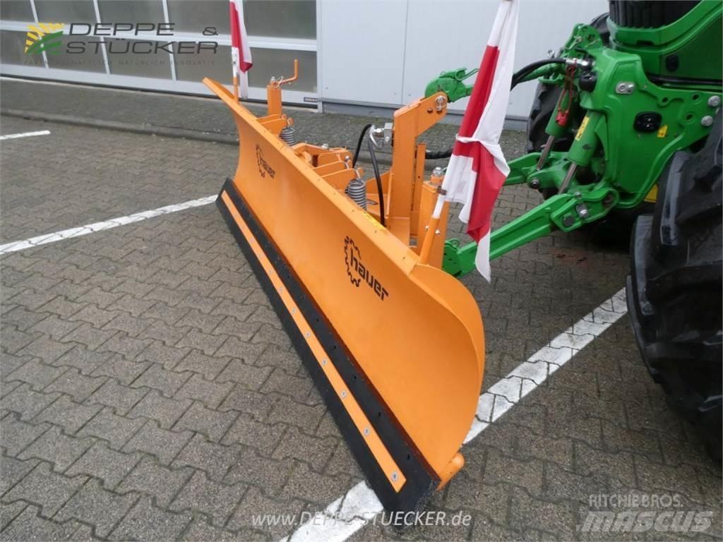 Hauer HSh 2800 スノーブレードとプラウ