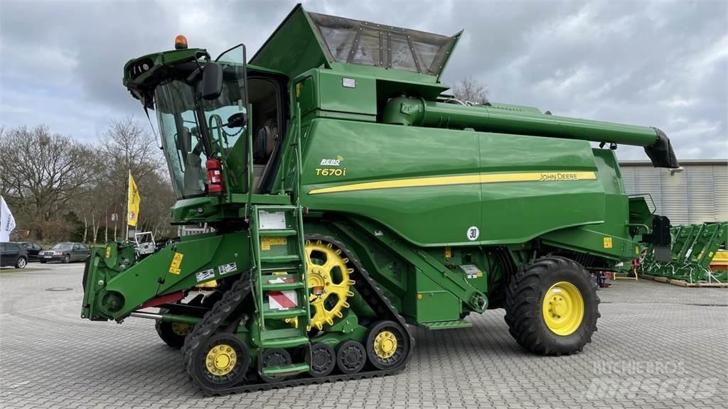 John Deere T660 コンバイン