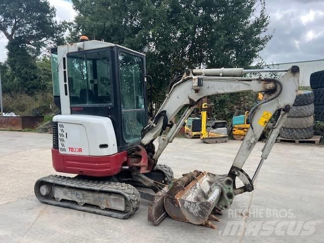 Takeuchi TB 23 R ミニ油圧ショベル 7t以下（ミニユンボ・ミニディガー）