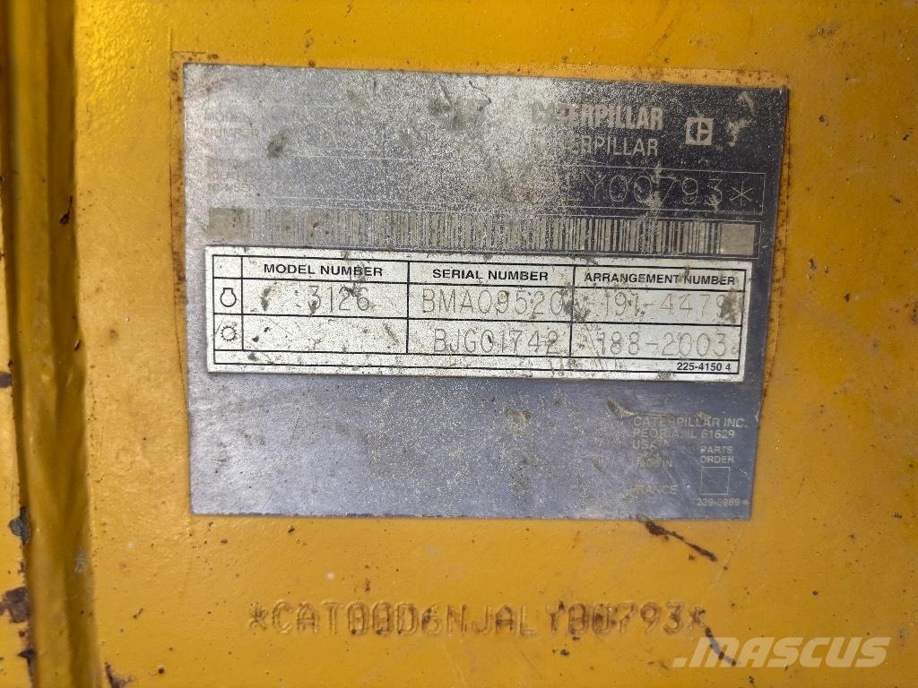 CAT D 6 N LGP ブルドーザー