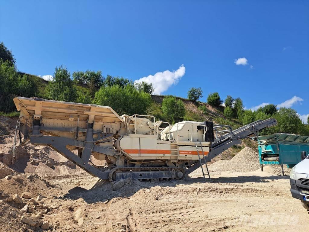 Metso LT 1110M 自走式クラッシャー
