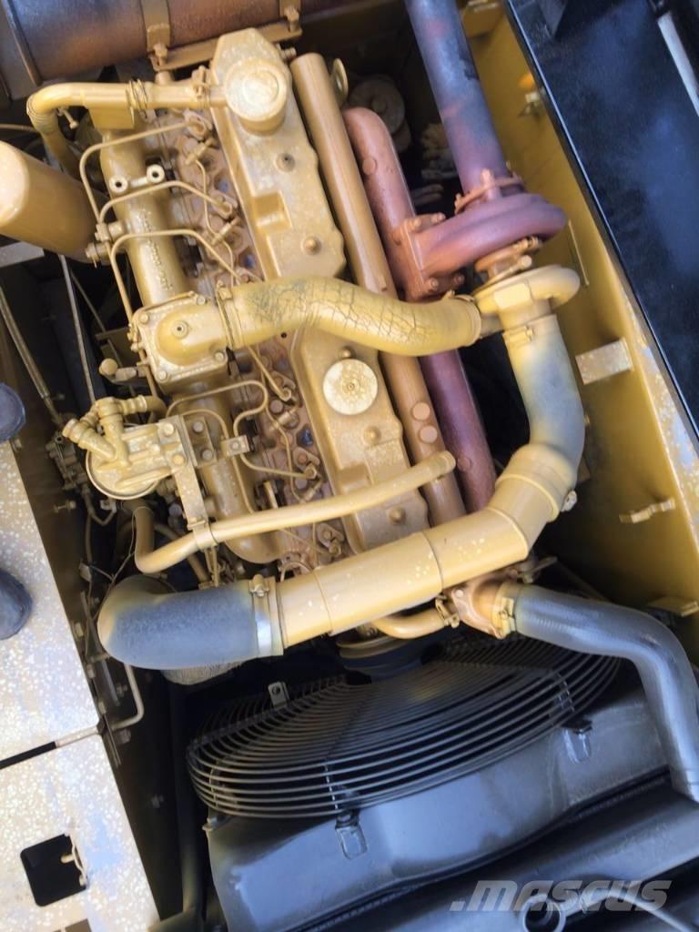 CAT 320 B 大型油圧ショベル12t以上（パワーショベル・ユンボ）