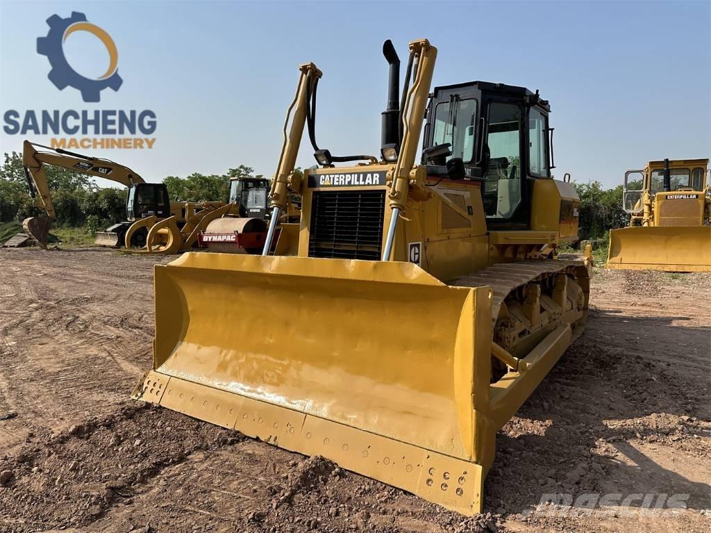 CAT D6G ブルドーザー