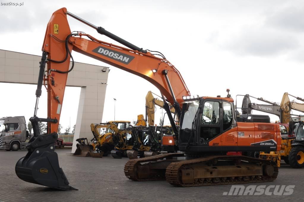Doosan DX 255 LC-7 大型油圧ショベル12t以上（パワーショベル・ユンボ）
