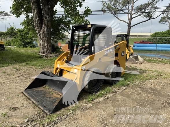 John Deere 315 スキッドステアローダー