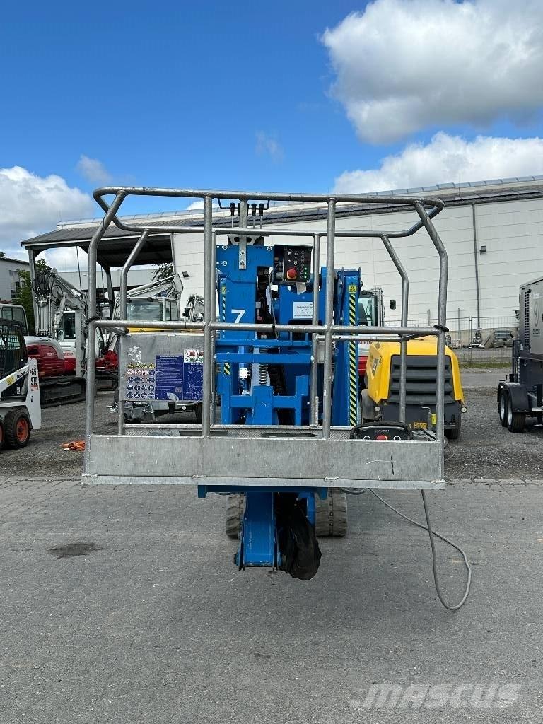 EasyLift R 190 ブームリフト　屈伸型