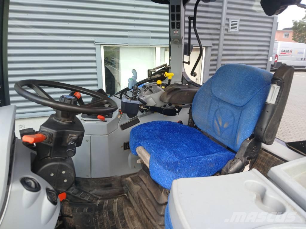 New Holland T 6020 トラクター