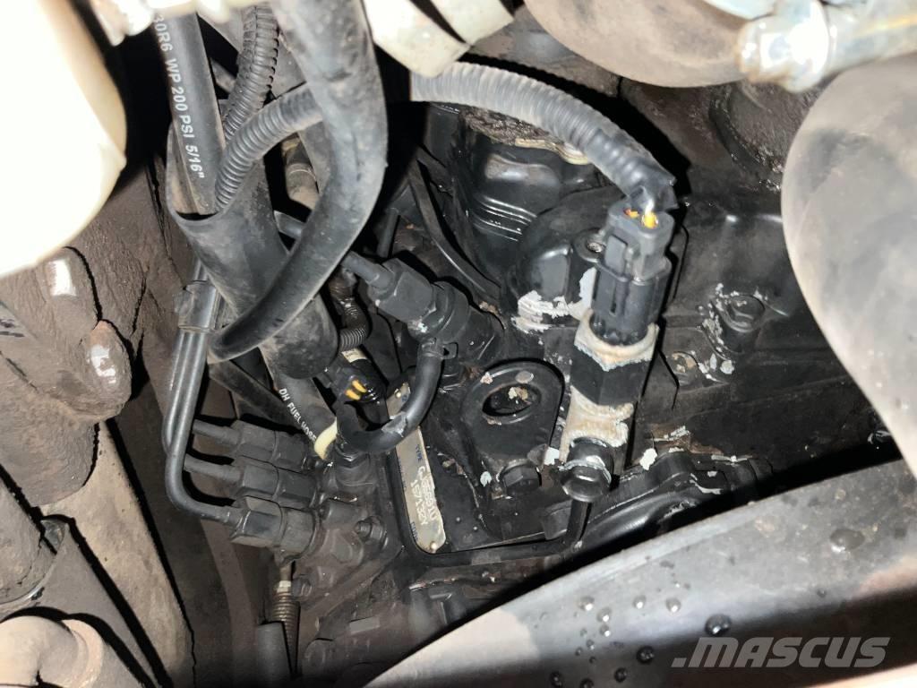 JCB 8018 ミニ油圧ショベル 7t以下（ミニユンボ・ミニディガー）