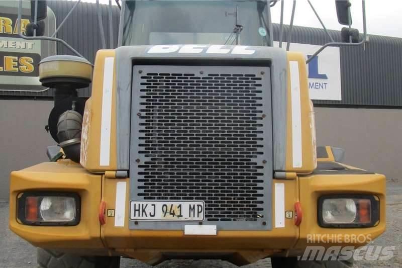 Bell B30D 22000L その他トラック