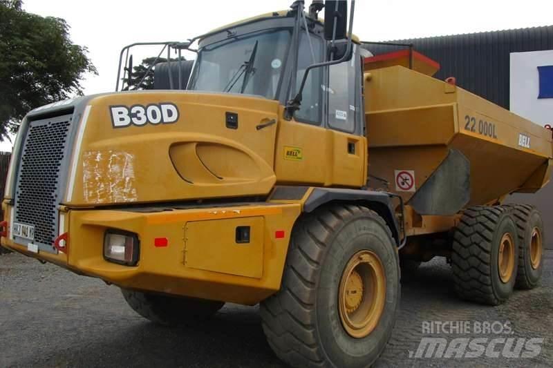 Bell B30D 22000L その他トラック