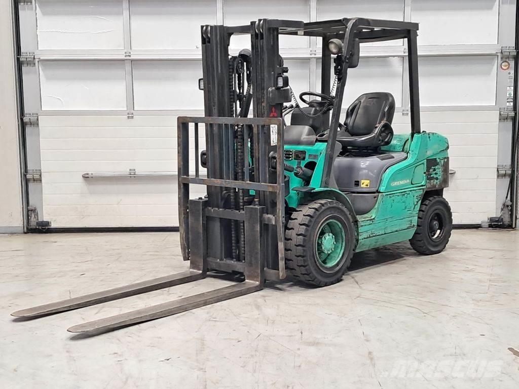 Mitsubishi FD30NT ディーゼル・軽油