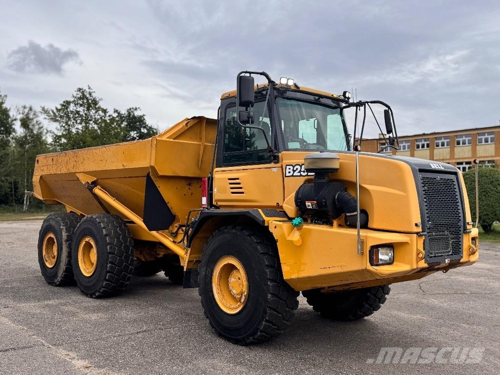 Bell B 25 D アーティキュレート式ダンプトラック
