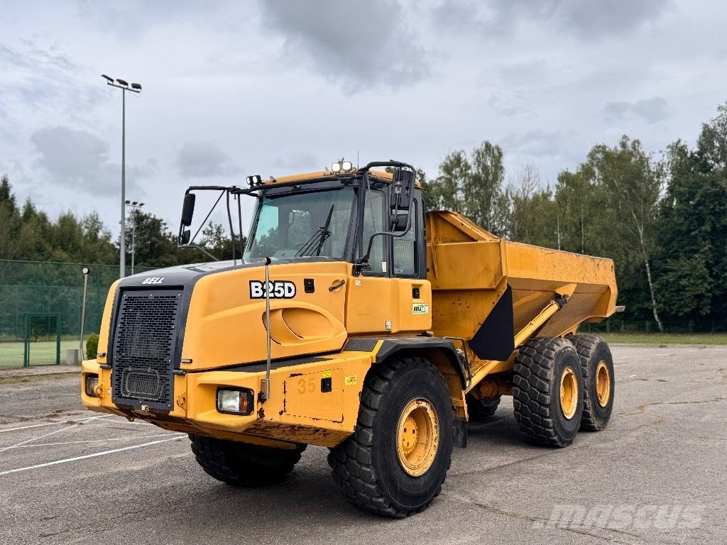 Bell B 25 D アーティキュレート式ダンプトラック